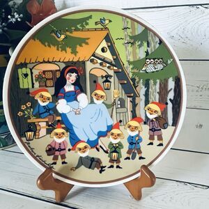 Barbara Fürstenhöfer Fairy Tale Series Collector's 8” Signed Plate Snow White